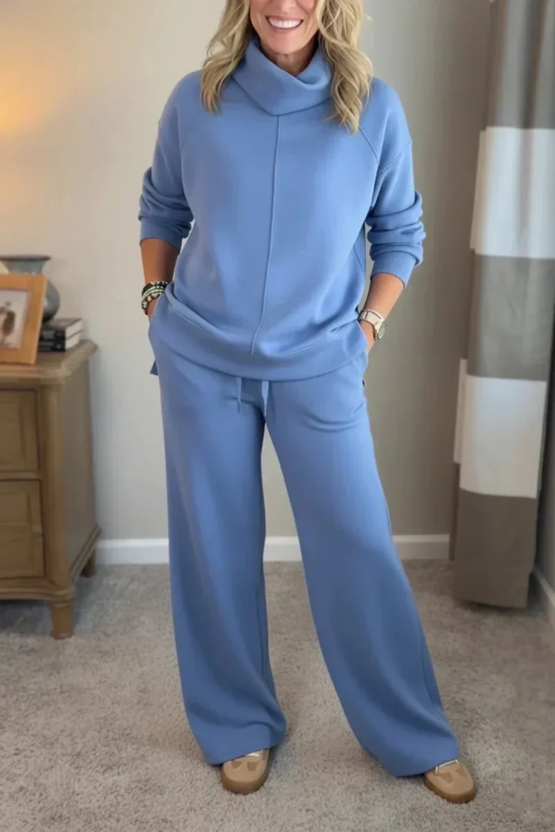 THALIA COZY TWO-PIECE TURTLENECK TRAVEL SET